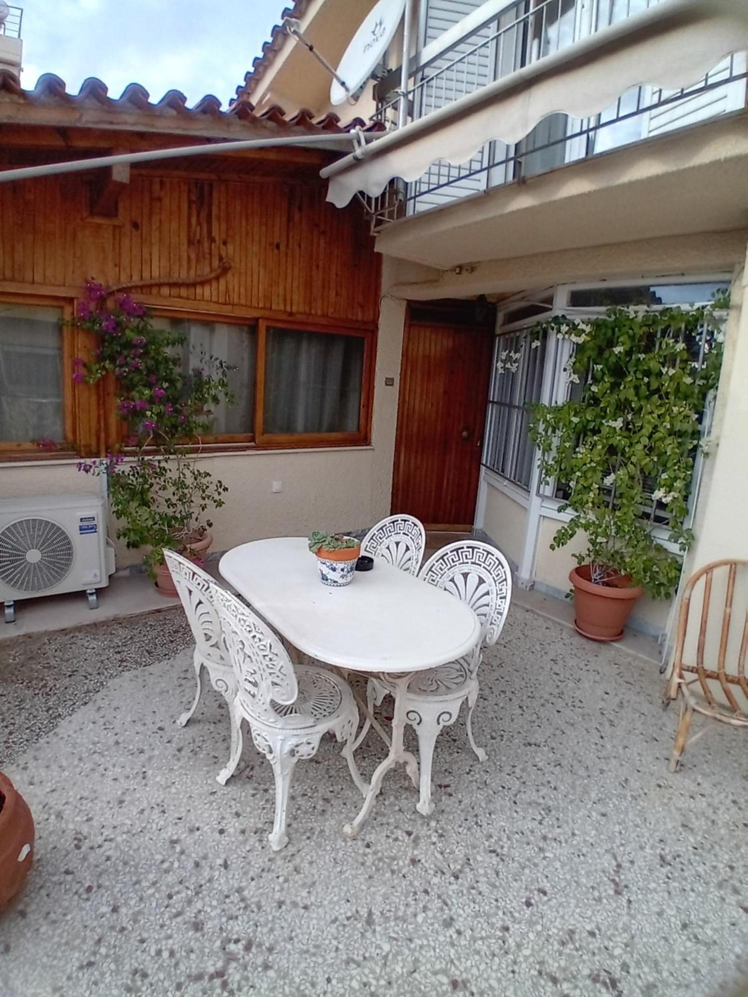 Sunny Apartment Northern Athens Atenas Exterior foto
