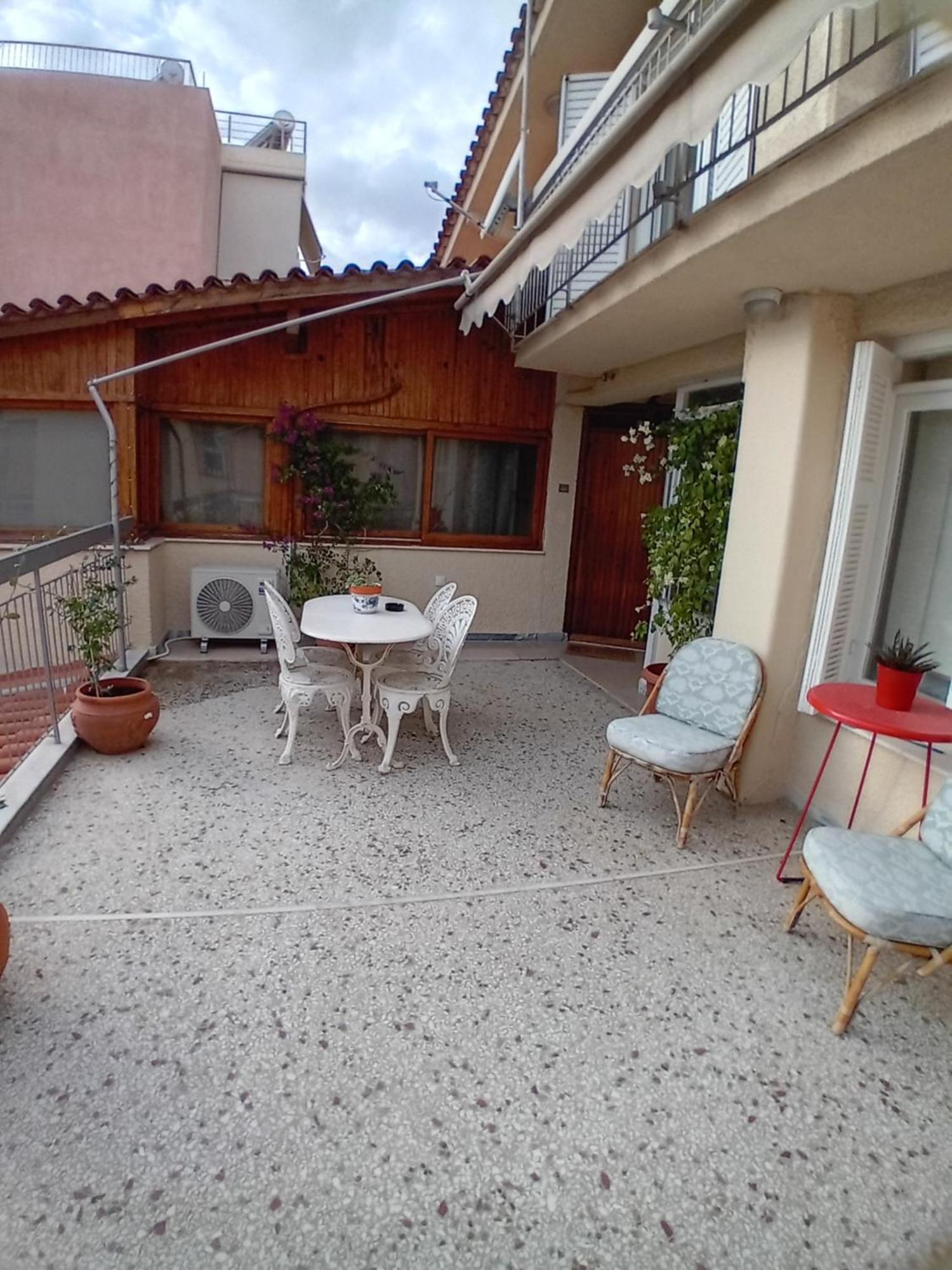 Sunny Apartment Northern Athens Atenas Exterior foto