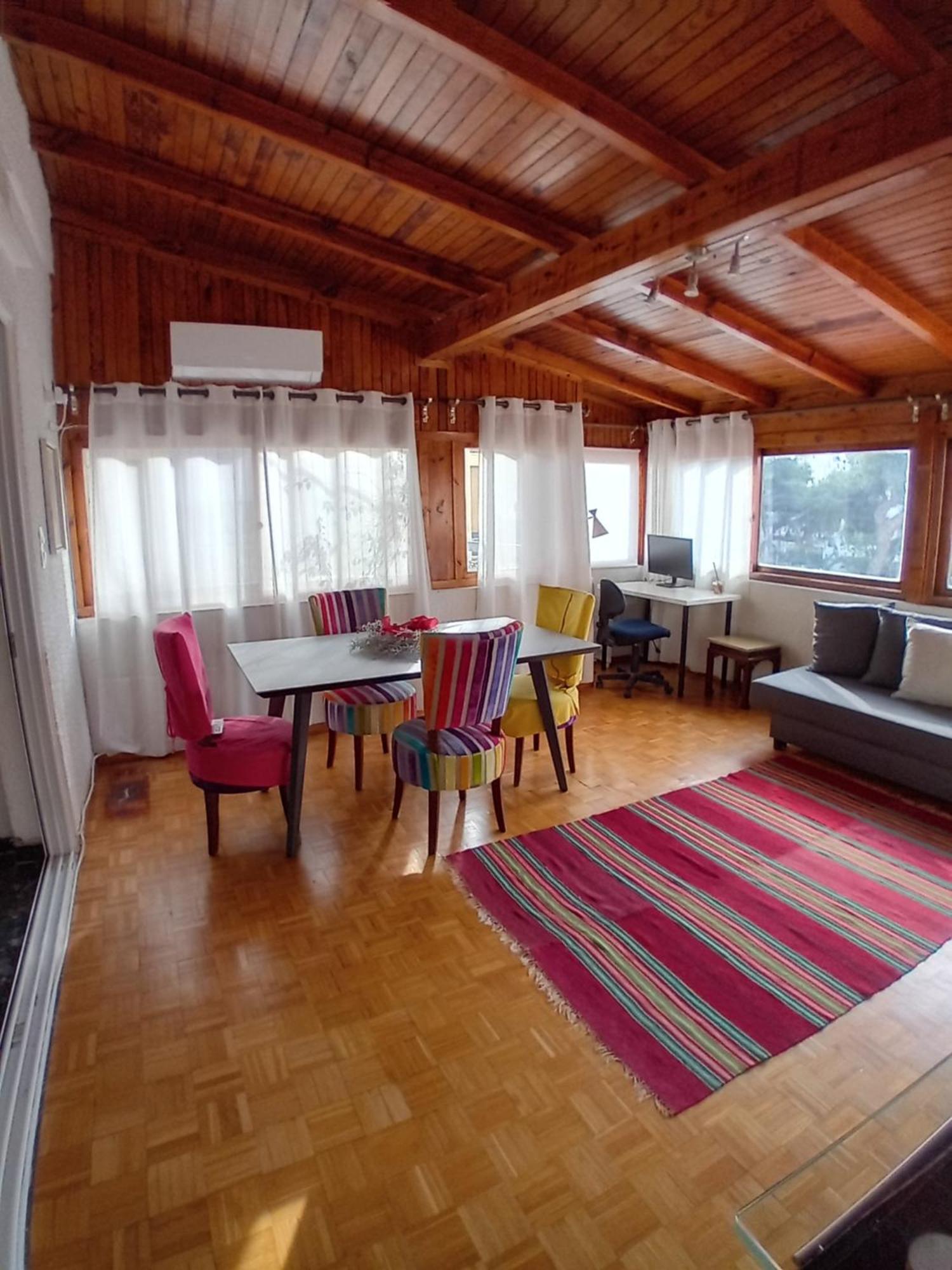 Sunny Apartment Northern Athens Atenas Exterior foto