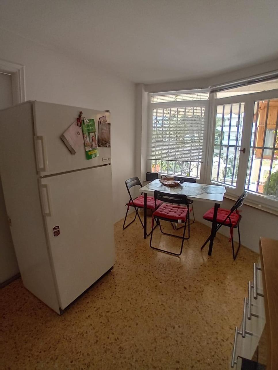 Sunny Apartment Northern Athens Atenas Exterior foto